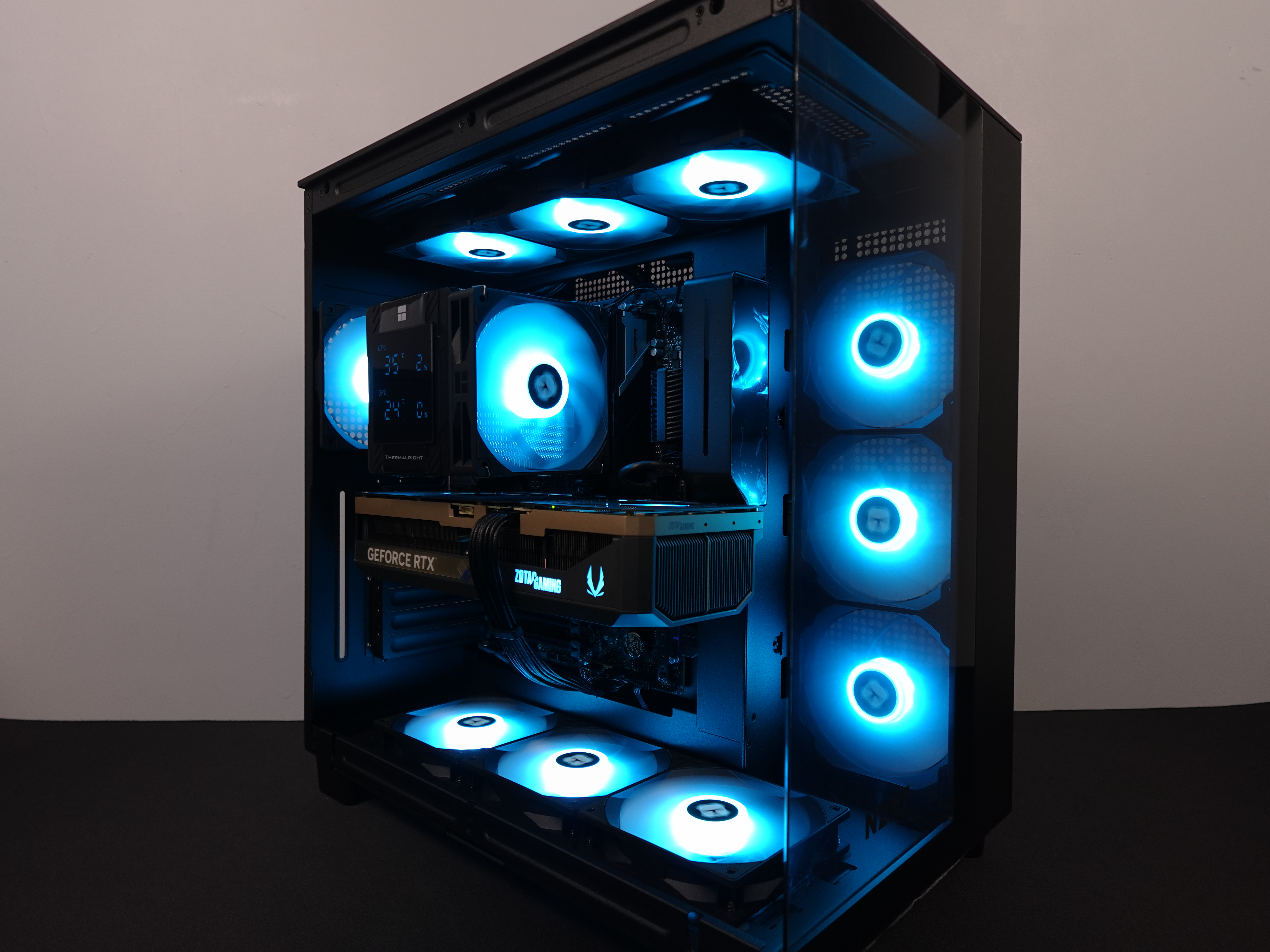 Photo d'un pc, monté en stream, avec comme référence : 34one - 4725€ 