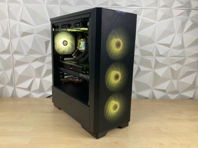 Photo d'un pc, monté en stream, avec comme référence : Las91200 - 2100€ 