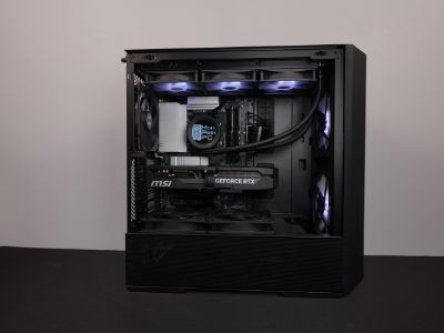 Photo d'un pc, monté en stream, avec comme référence : hk_killianhoarau - 3300€ 
