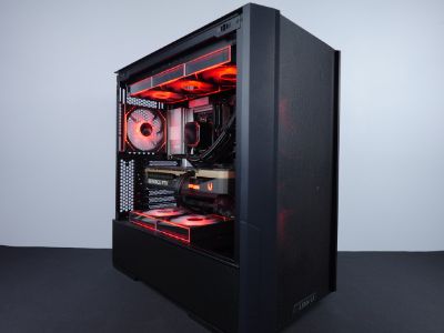 Photo d'un pc, monté en stream, avec comme référence : latoulousainedu31 - 2700 € 