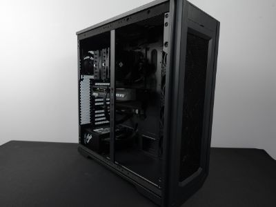 Photo d'un pc, monté en stream, avec comme référence : Nyopy - 3400€ 