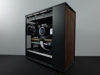 Photo d'un pc, monté en stream, avec comme référence : SaulNoobman - 5100€ 