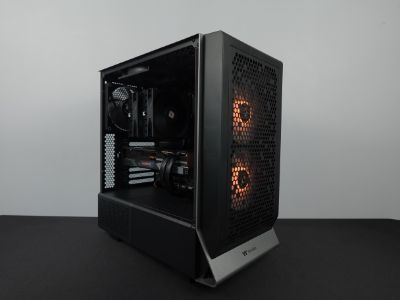 Photo d'un pc, monté en stream, avec comme référence : Shenmue - 1313€ 
