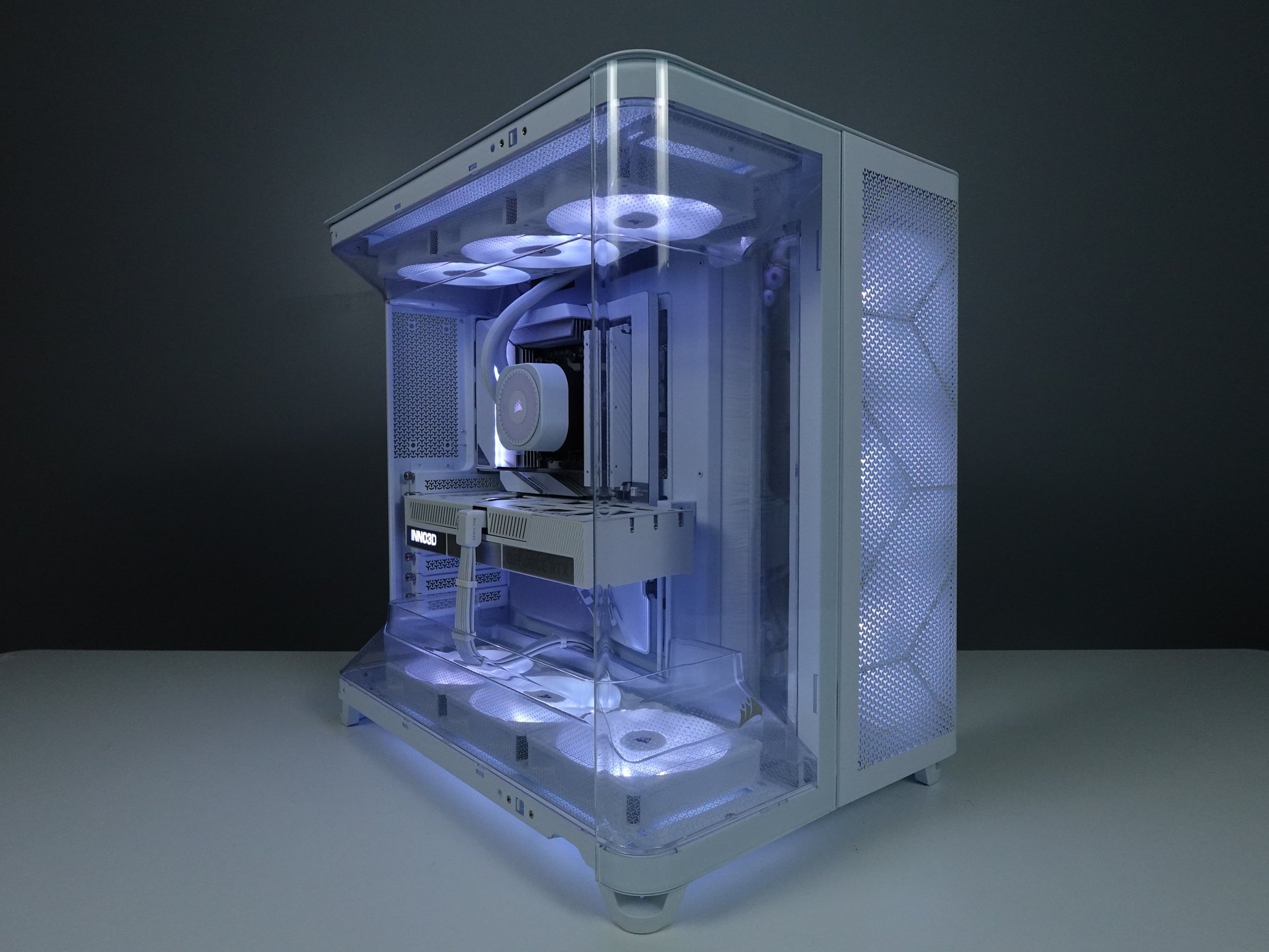 Photo d'un pc, monté en stream, avec comme référence : Blacklist_22 - 2815€ 