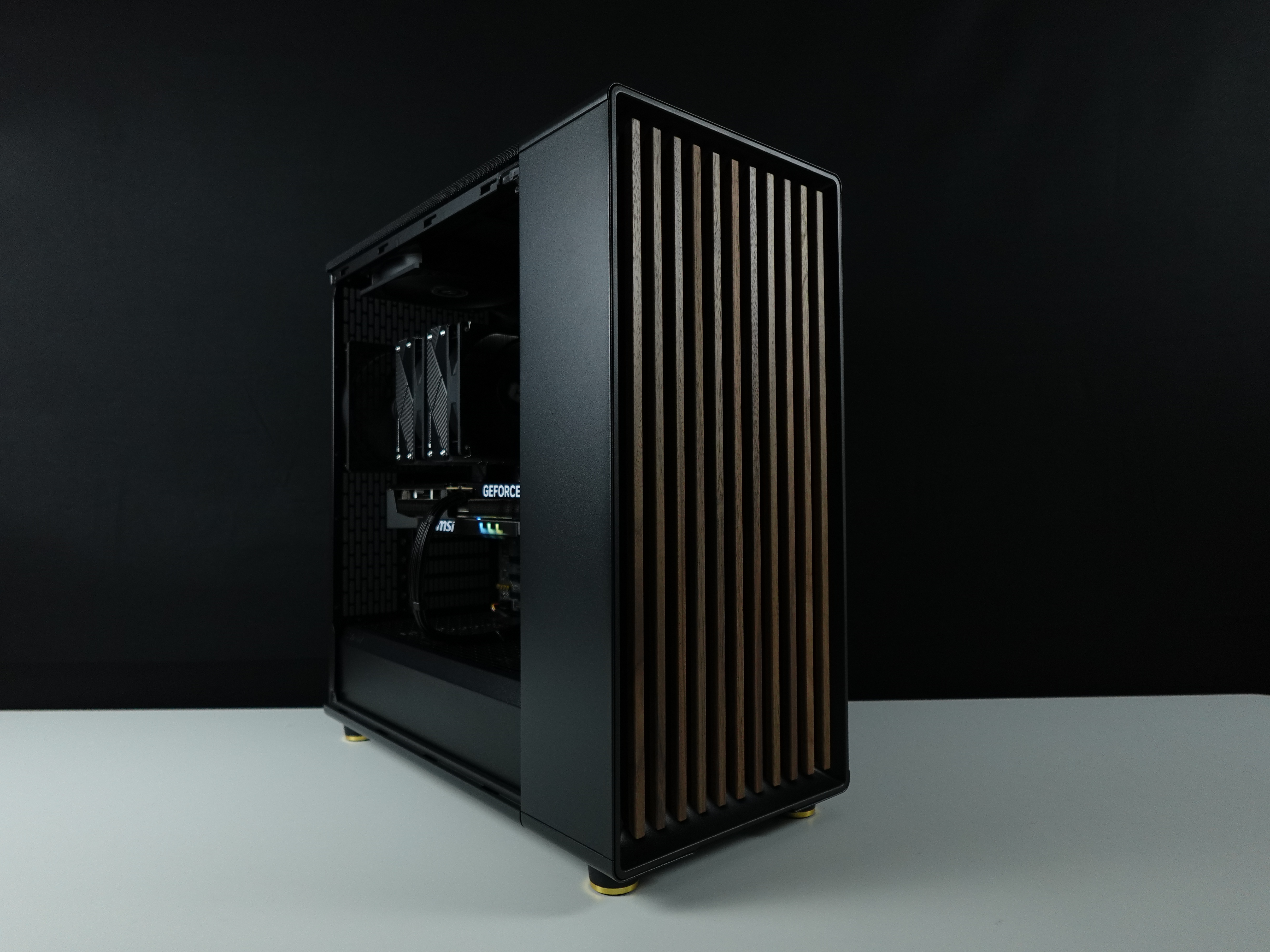 Photo d'un pc, monté en stream, avec comme référence : Hermes - 2666€ 