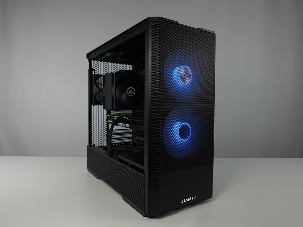 Photo d'un pc, monté en stream, avec comme référence : pierrem57 - 1211€ 